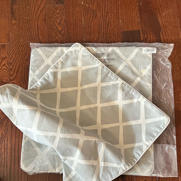 Pair (two) of brand new Serena and Lily Square Diamond Throw Pillows - Picture 2 of 4